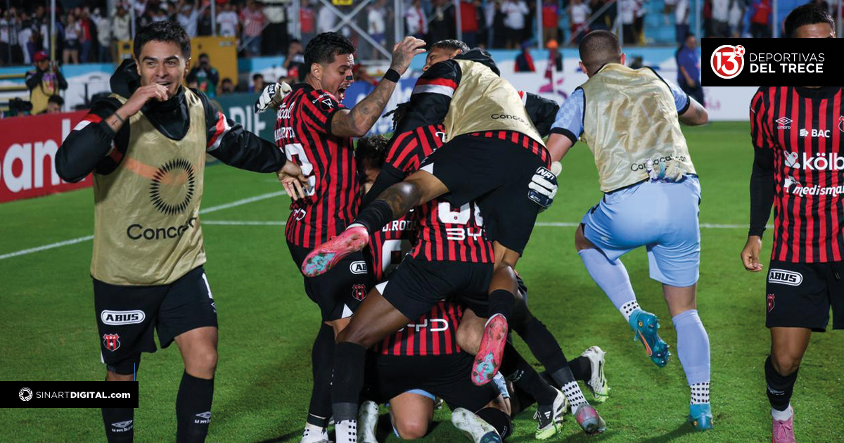 Alajuelense hace historia clasificando a una nueva final