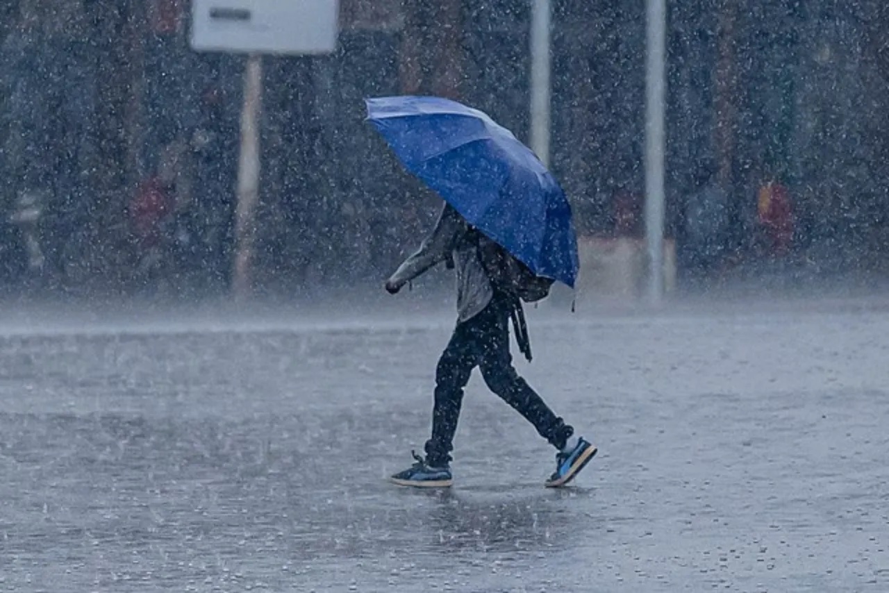 Nueva onda tropical ingresará este viernes al país