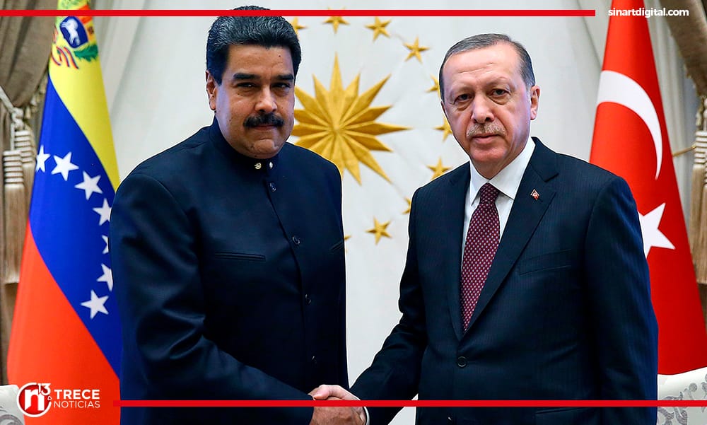 Maduro llega a Turquía y participará en toma de posesión de Erdogan