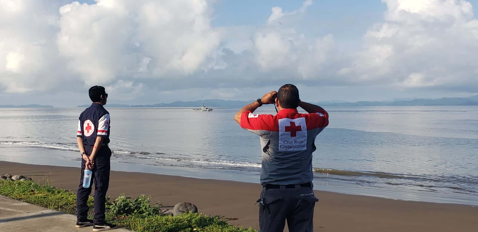 Cruz Roja halla cuerpo de menor ahogado en playa de Puntarenas