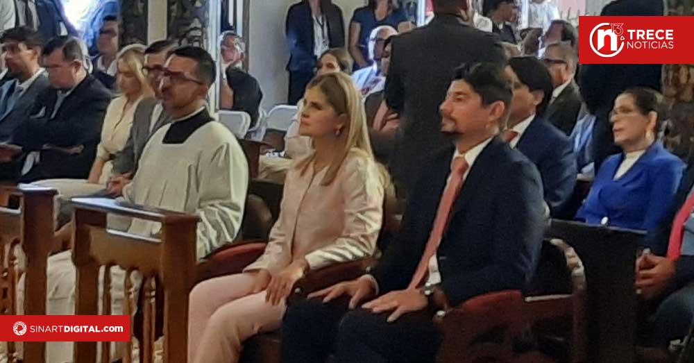 Presidente Laura Fernández participó en su primer acto público en la Basílica de los Ángeles