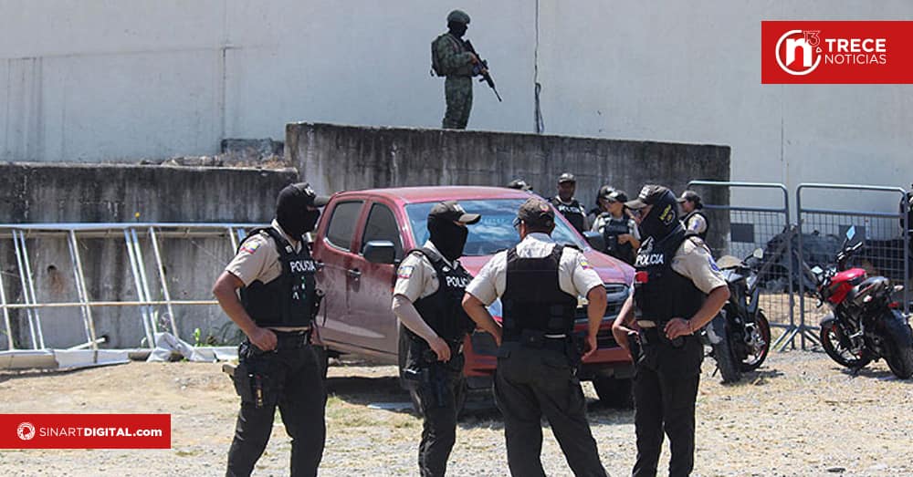 Diecisiete presos muertos en choque entre bandas narco en cárcel de Ecuador 