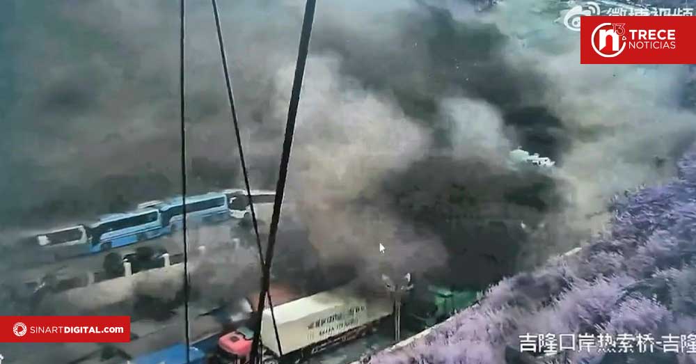 Al menos 95 muertos en Nepal tras inundaciones en zona de la frontera con China, dice la policía