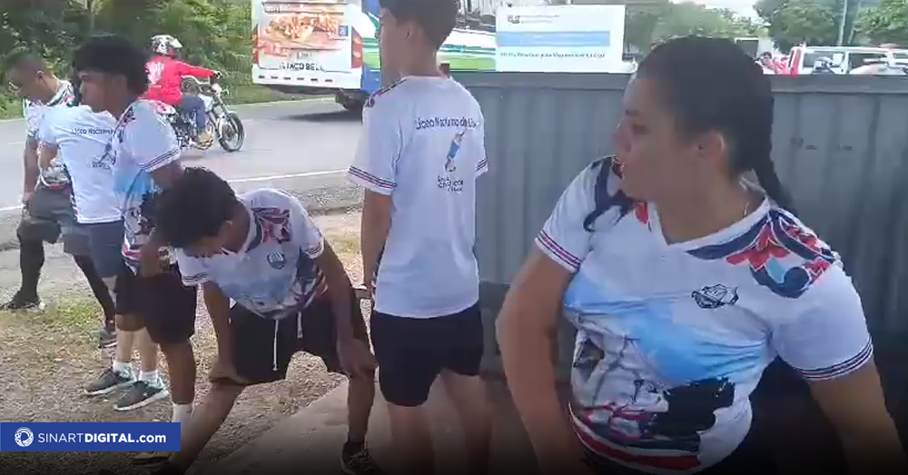 Estudiantes del Liceo Nocturno de Liberia