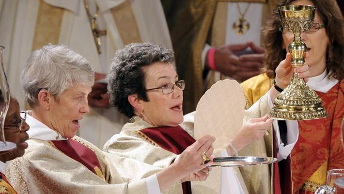 Las obispas, al frente del combate contra la violencia sexual en la Iglesia de Inglaterra