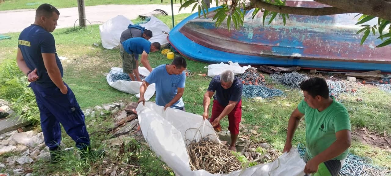 Redes de pesca abandonadas y decomisadas se convertirán en madera plástica