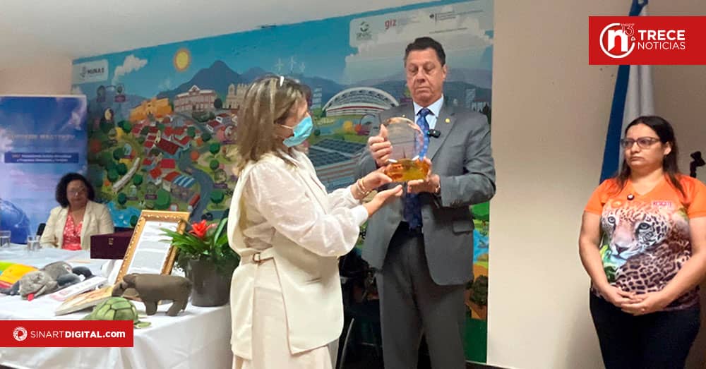 Organización internacional premió al país por cierre de zoológicos