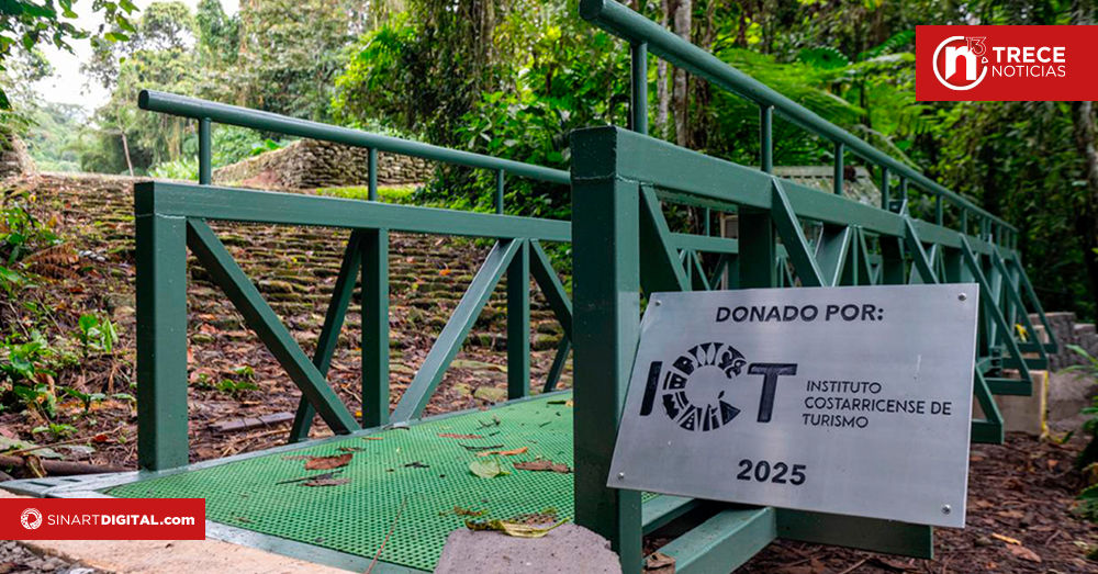 Puente peatonal mejora experiencia de turistas en Guayabo