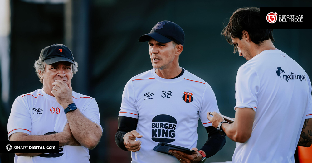 Poco usual pero se dio: Cambio de timón entre ex mundialistas