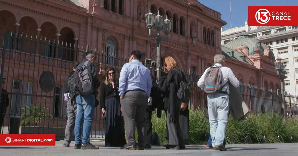 Gobierno argentino impide ingreso de periodistas a Casa Rosada por supuesto 