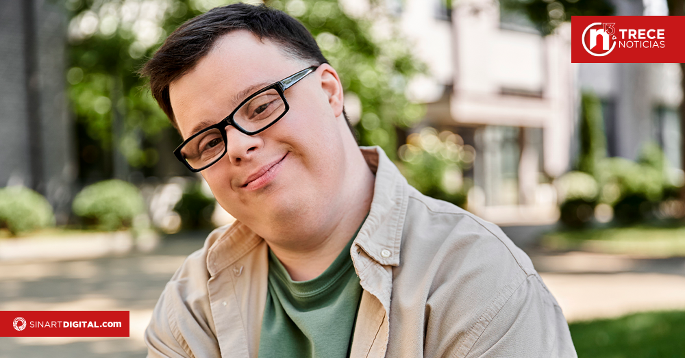 Personas con Síndrome de Down recibirán atención visual y anteojos de la CCSS