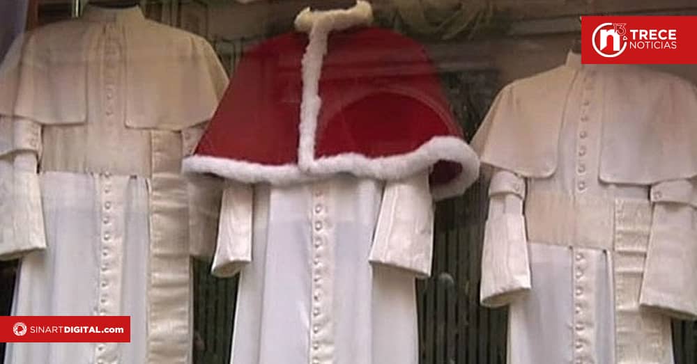 La competencia de las sotanas: ¿qué vestirá el nuevo papa?