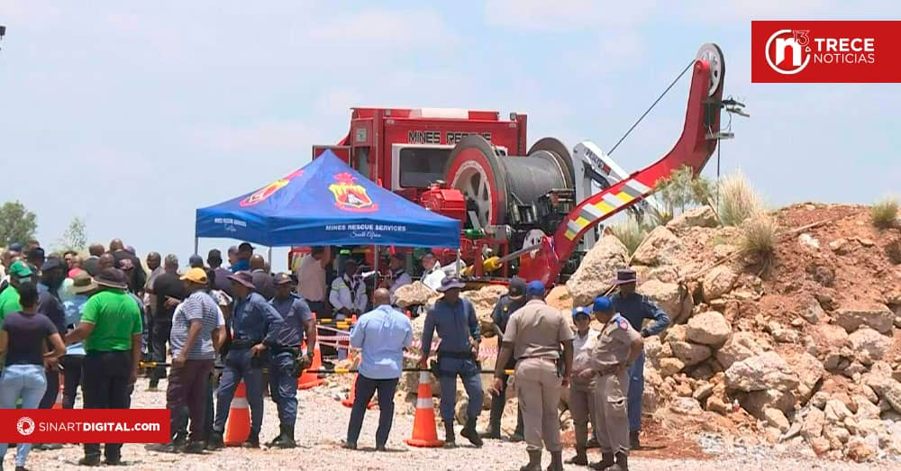 Sube a 78 el balance de muertos en una mina abandonada de Sudáfrica
