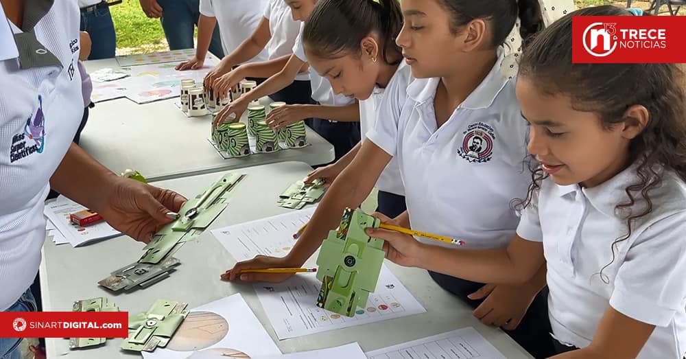 Más de un centenar de “Niñas Súper Científicas” celebraron su día