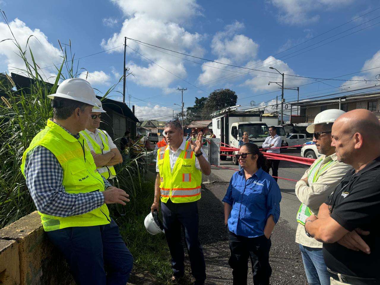 Gobierno toma medidas urgentes por situación vial en Cartago 