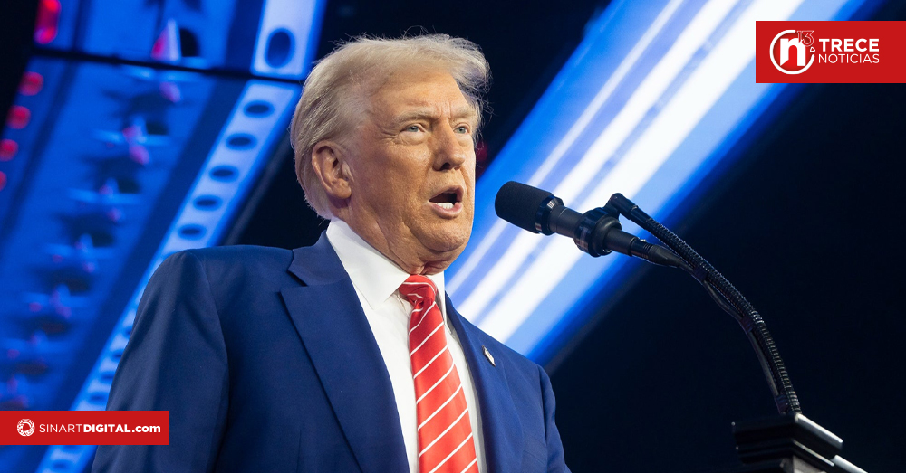 Trump visita a policías y tropas desplegadas en la capital de EEUU 